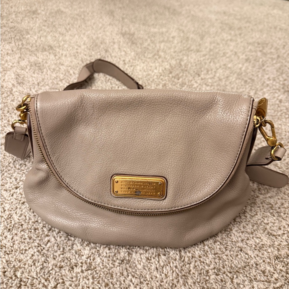 Marc Jacobs Beige Leather Crossbody Bag
